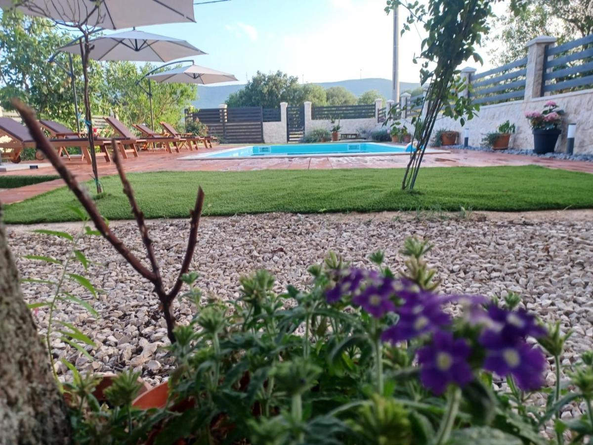 Apartment Karla Snb Лозовац Екстериор снимка