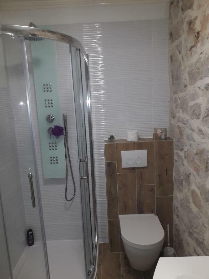Apartment Karla Snb Лозовац Екстериор снимка
