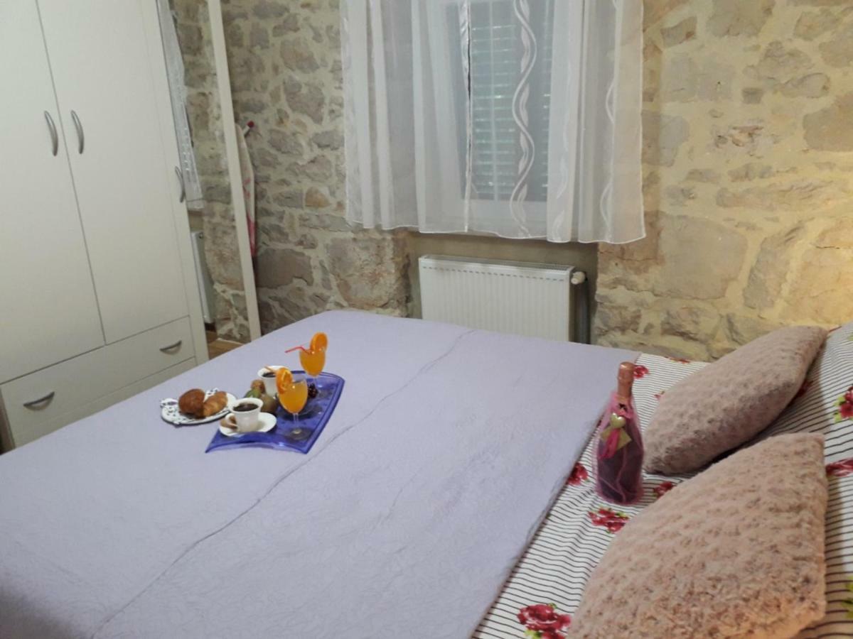 Apartment Karla Snb Лозовац Екстериор снимка